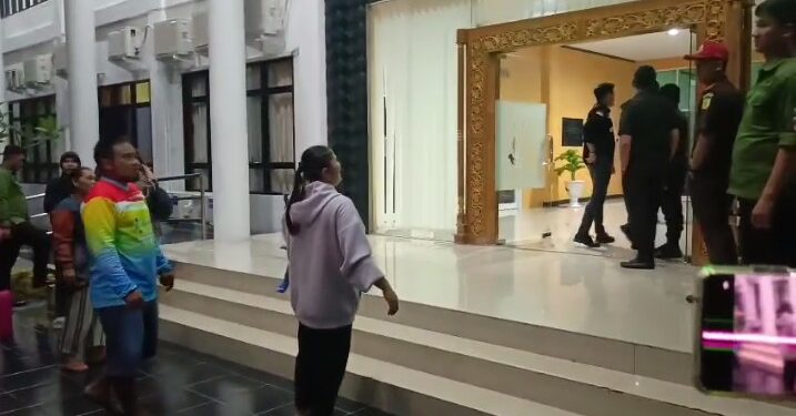 Penetapan Tersangka Kasus PMI OKU Timur Menuai Protes Warga